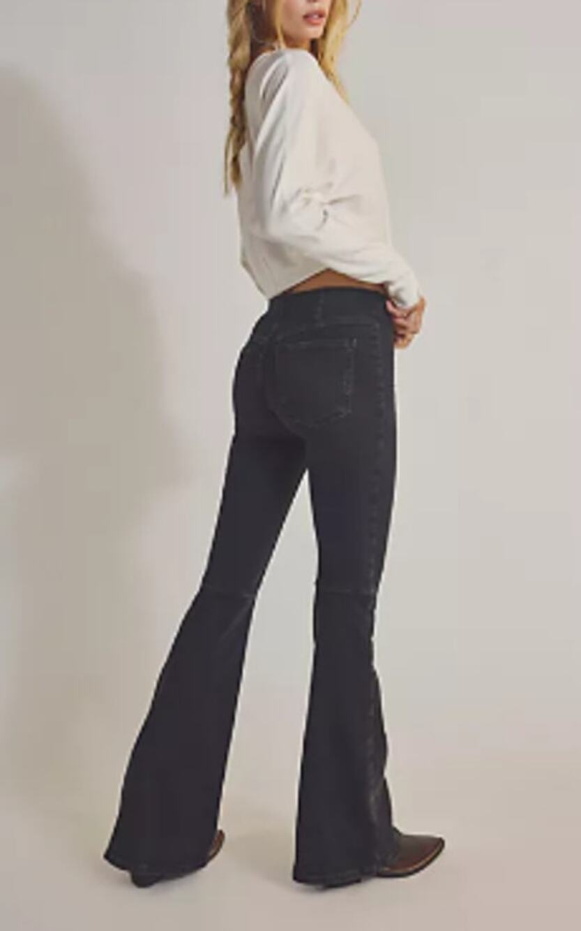 We The Free Penny Pull-On Flare Jeans Washed Black Low Rise Size 26